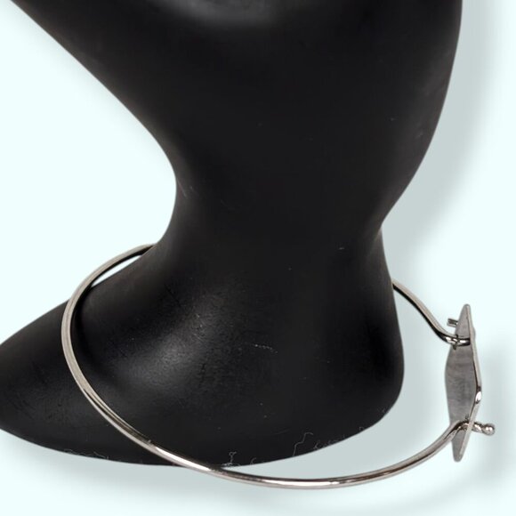 (2/$20) Minimalist Metal Plate Bracelet - Picture 2 of 5